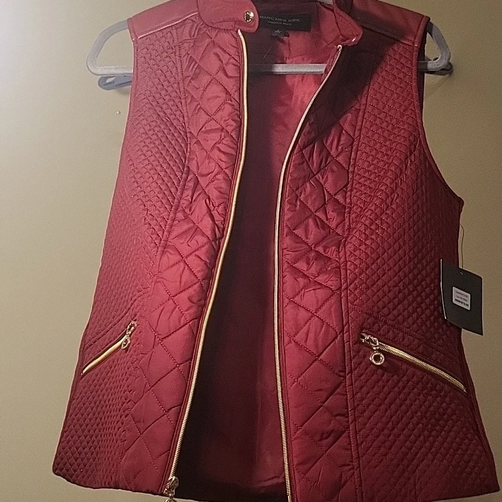 Ruby red - Picture 2 of 8